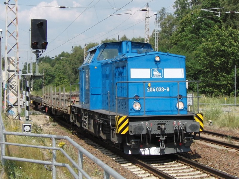 Press 033 - 202 817-3.jpg